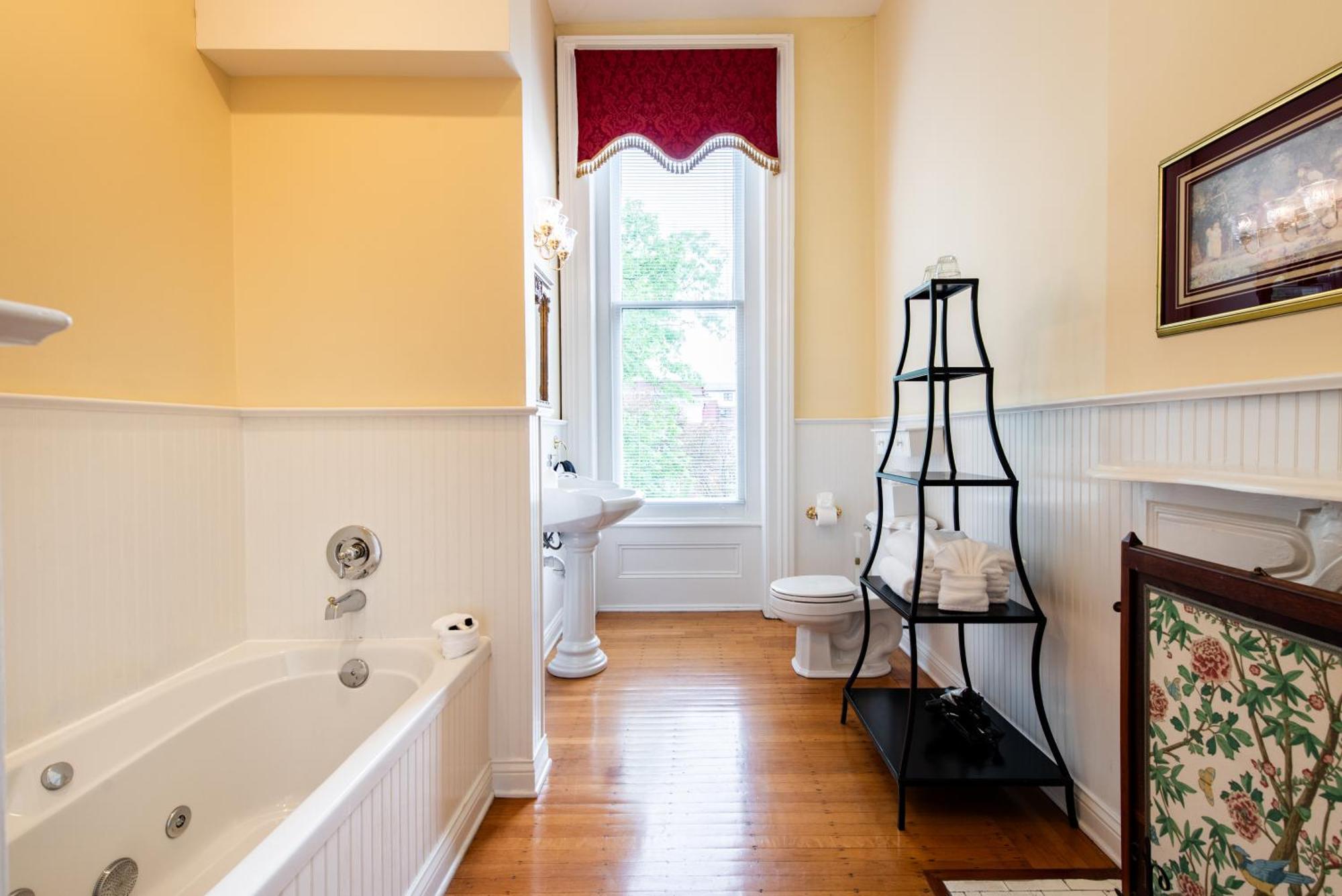 Dupont Mansion Bed & Breakfast Louisville Oda fotoğraf