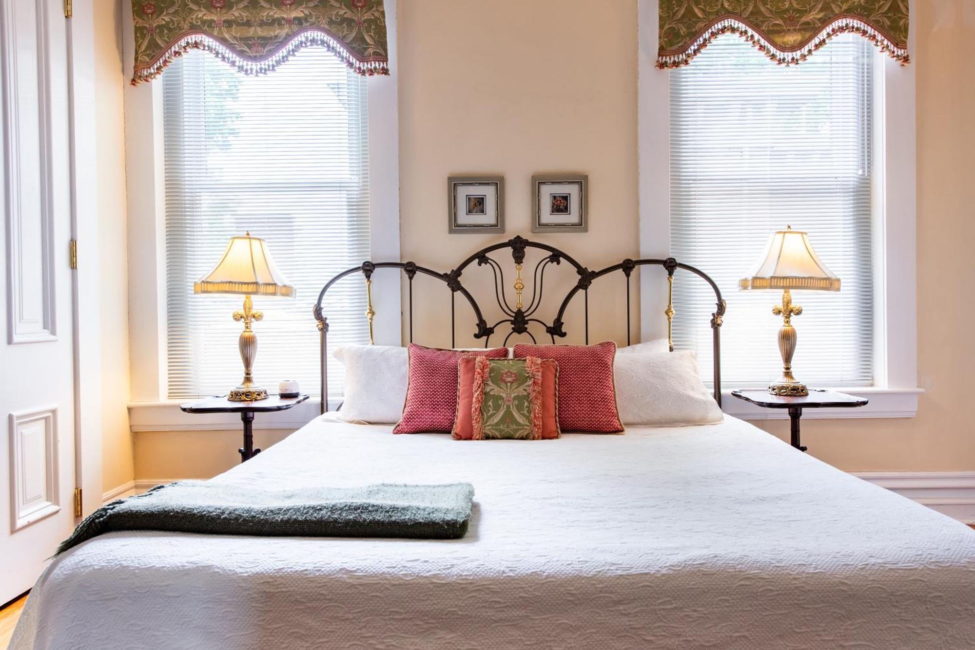 Dupont Mansion Bed & Breakfast Louisville Oda fotoğraf