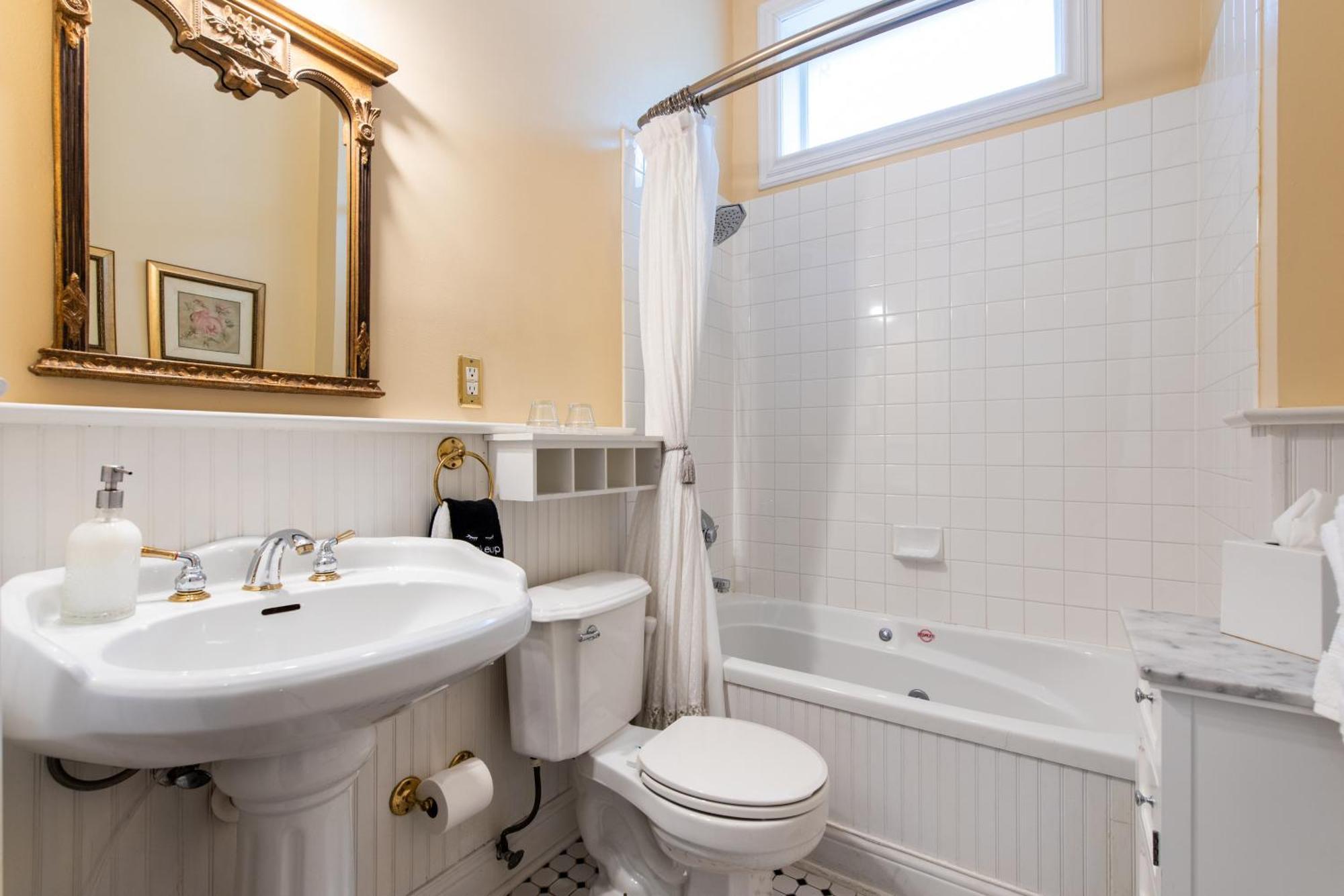 Dupont Mansion Bed & Breakfast Louisville Oda fotoğraf