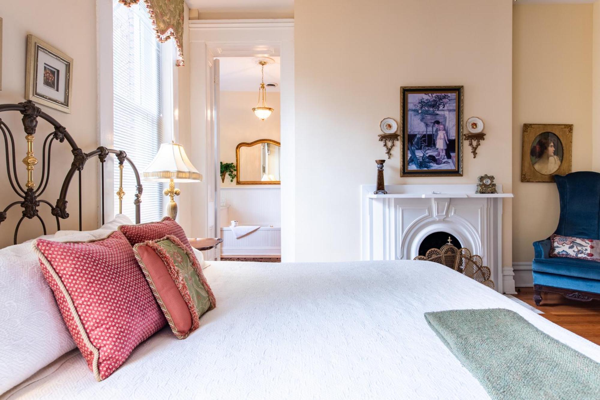 Dupont Mansion Bed & Breakfast Louisville Oda fotoğraf