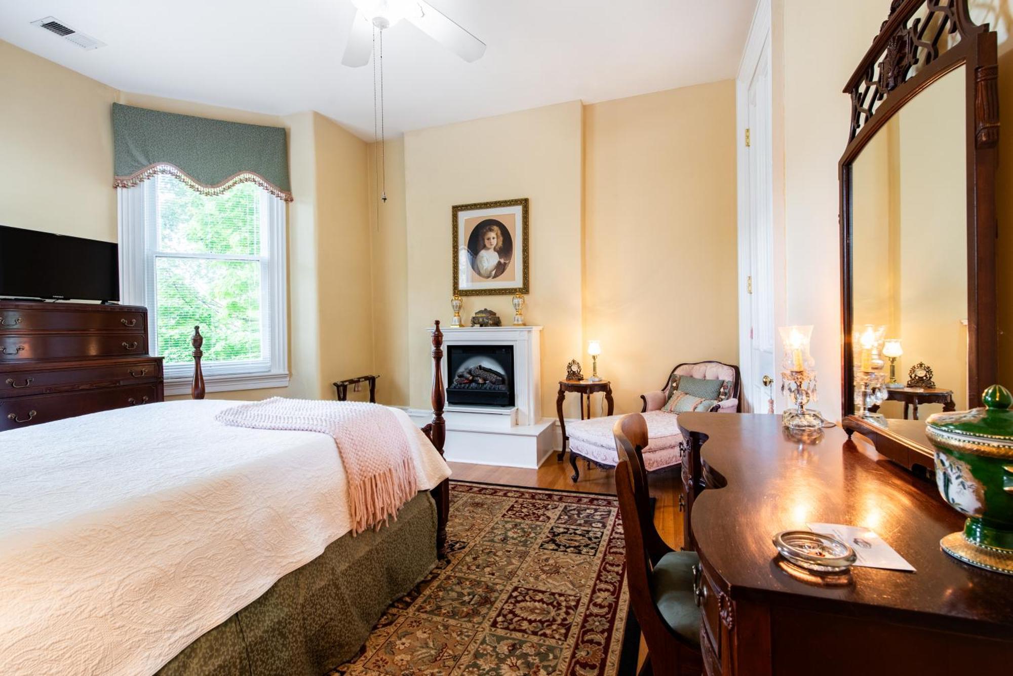 Dupont Mansion Bed & Breakfast Louisville Oda fotoğraf